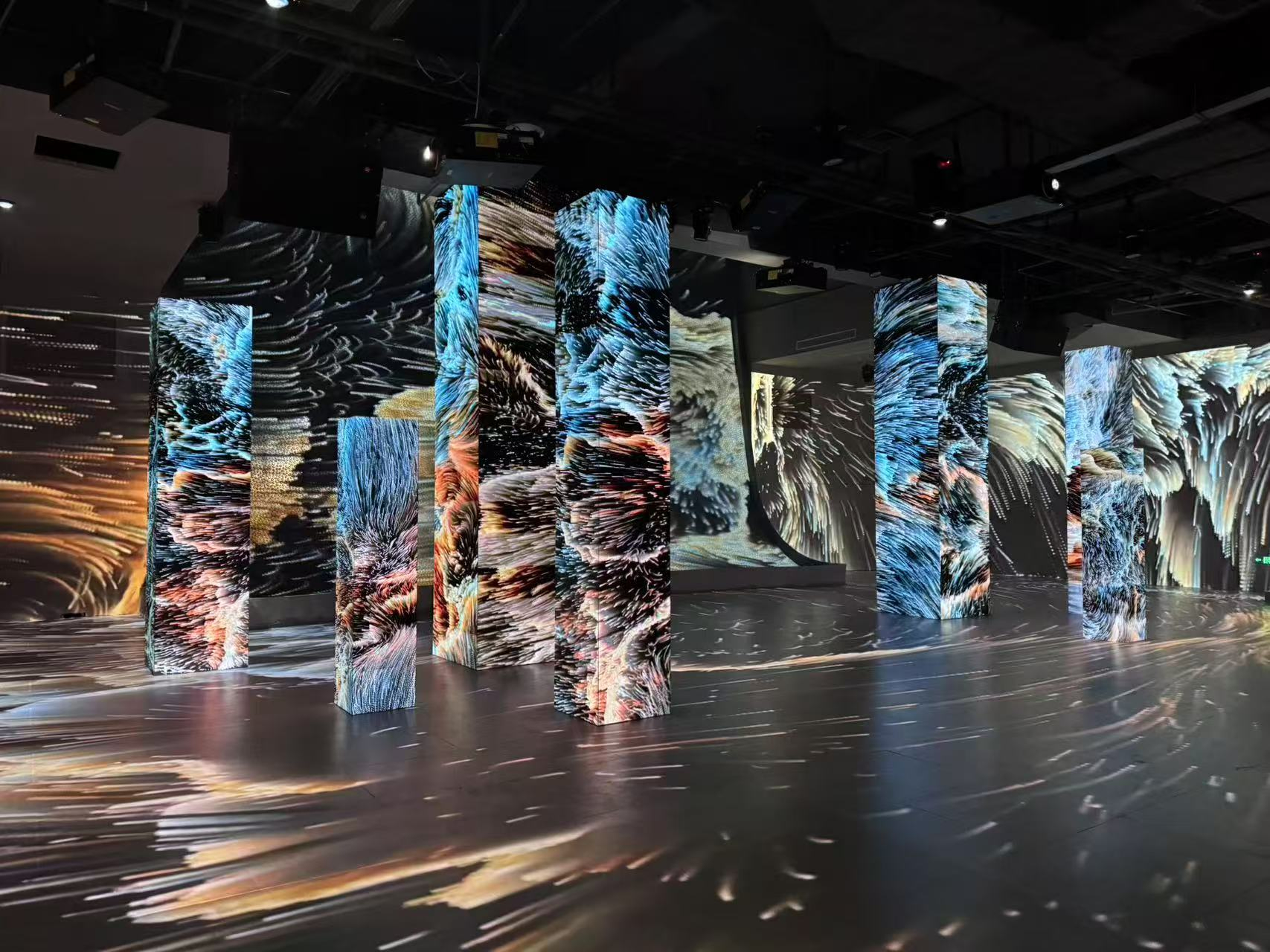 LEOX建业显仕文旅案例 | 穿越时空的对话：走进【兰州·风起大汉】沉浸式演艺街区，开启一场跨越千年的文化之旅